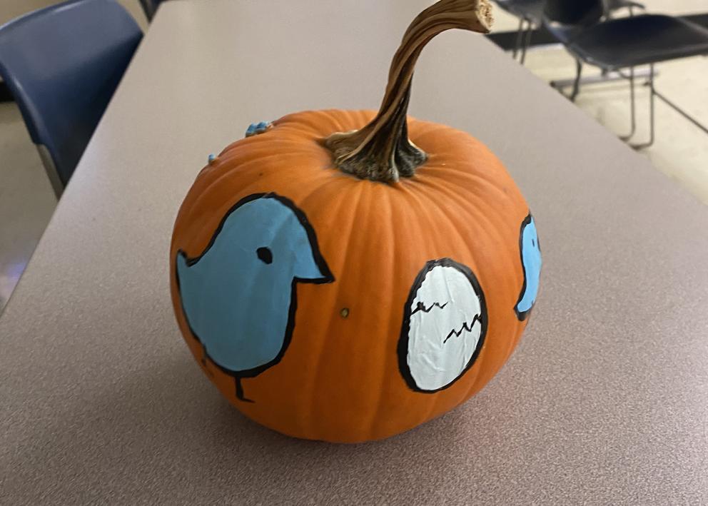 LUCK - Pumpkin decorated with blue birds and white egg
